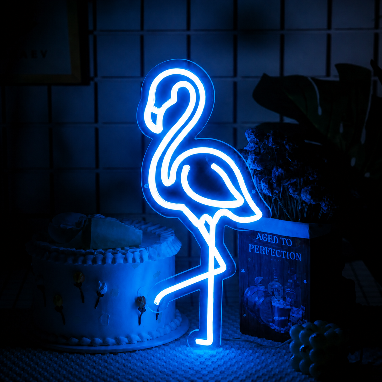 Pink Flamingo LED Neon Sign Minimalist Bird Neon Light Wall Decor for Bedroom Bar Party