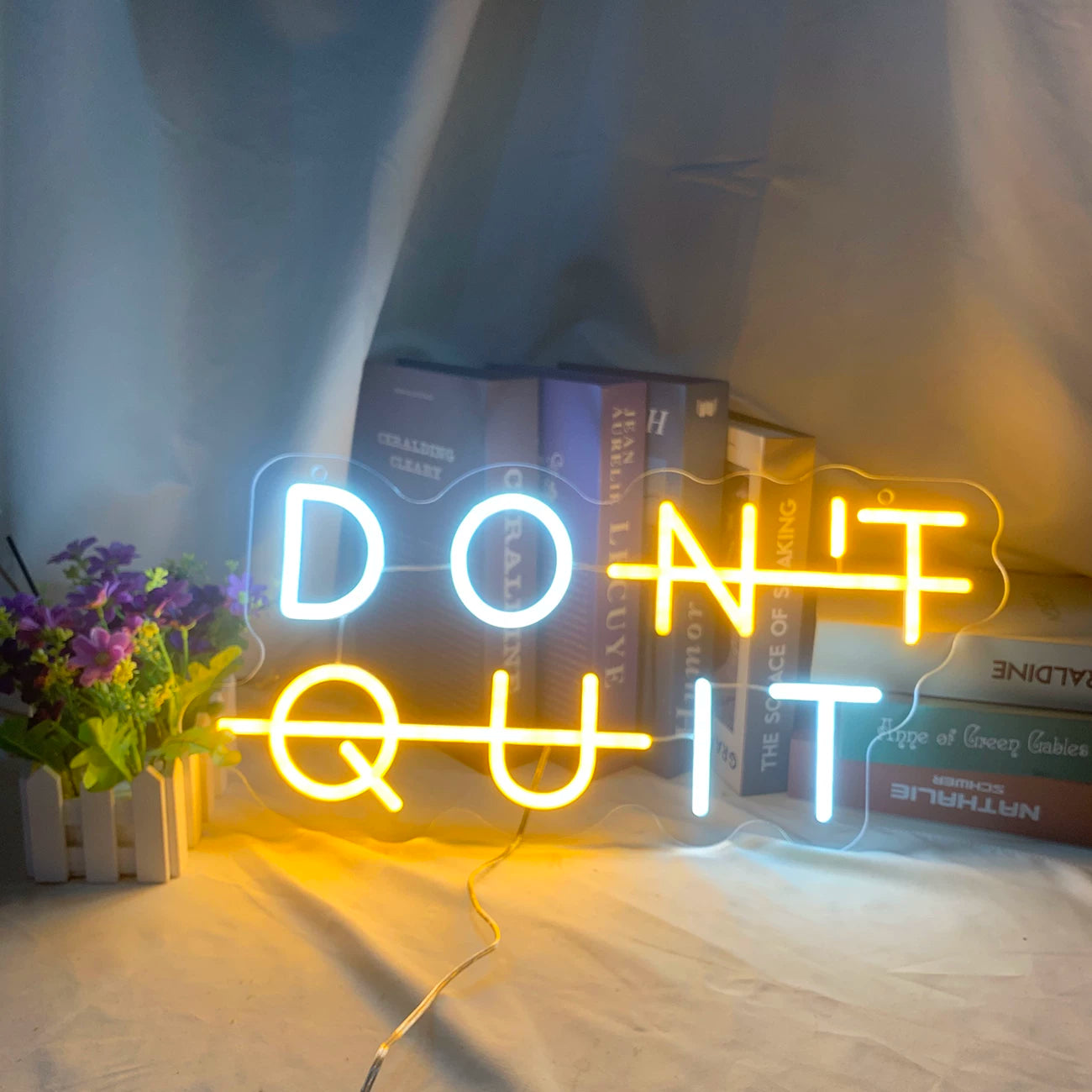 Do Not Quit LED Neon Sign Yellow White Motivational Neon Light Wall Decor for Office Bedroom