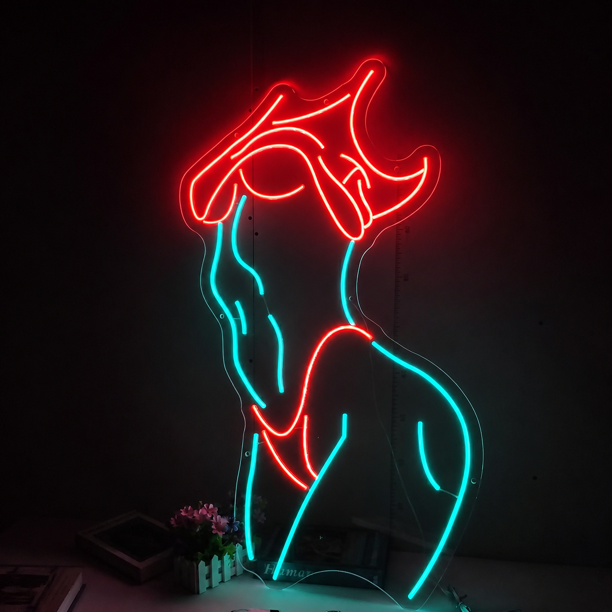 Female Body LED Neon Sign Pink Blue Artistic Silhouette Neon Light Wall Decor for Bedroom Salon Bar