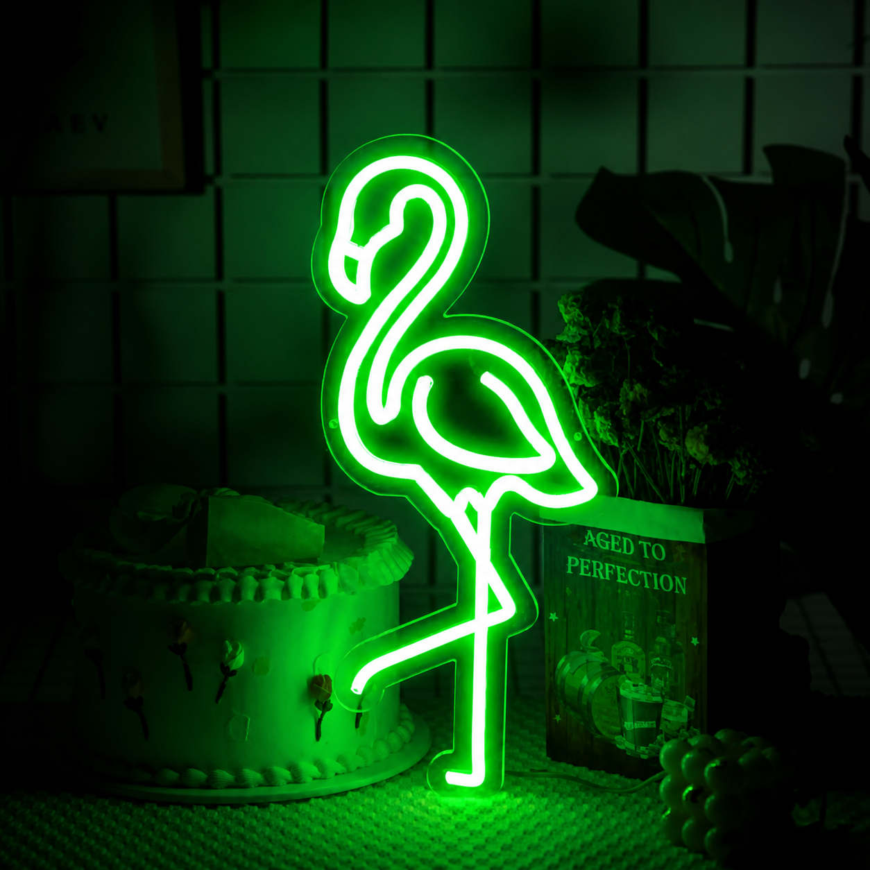 Pink Flamingo LED Neon Sign Minimalist Bird Neon Light Wall Decor for Bedroom Bar Party