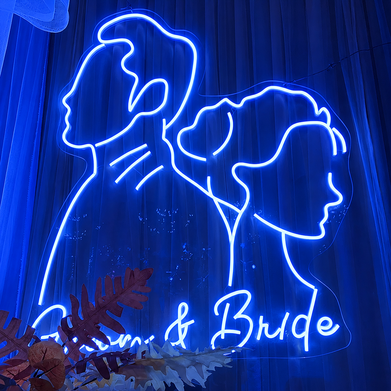 Groom and Bride LED Neon Sign Warm White Wedding Couple Neon Light Wall Decor for Wedding Party Backdrop