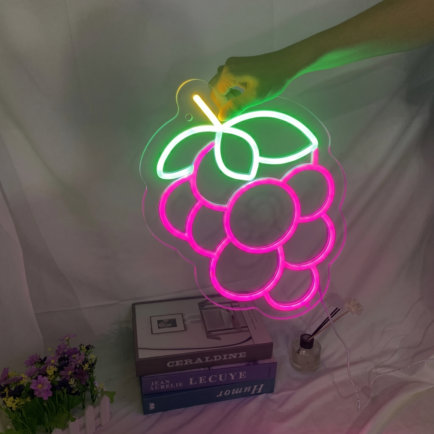 Grape LED Neon Sign Purple Green Fruit Neon Light Wall Decor for Kitchen Cafe Restaurant